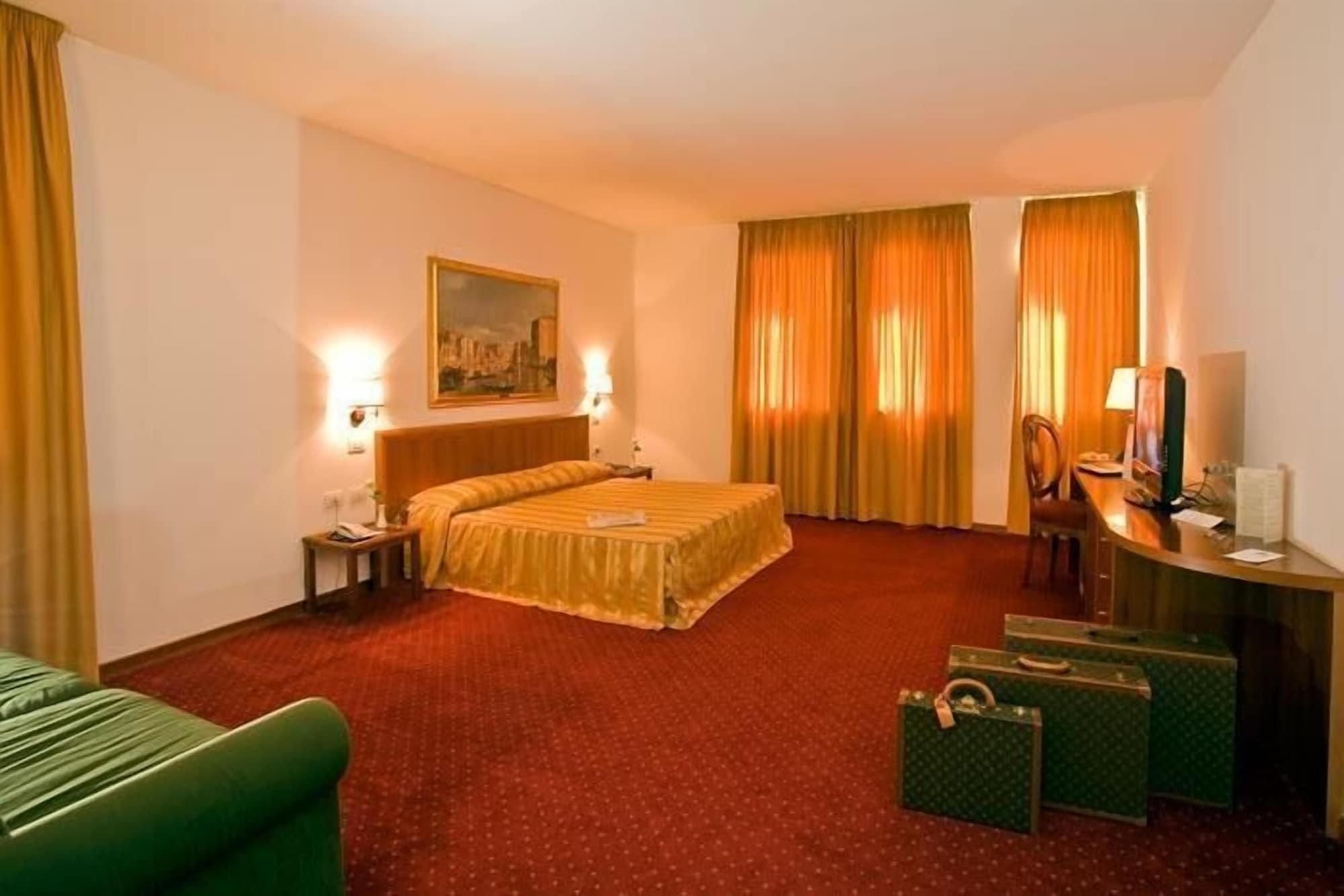Best Western Park Hotel Continental San Dona di Piave Room photo