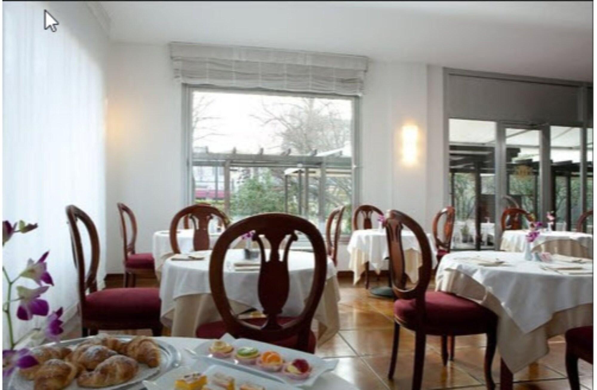 Best Western Park Hotel Continental San Dona di Piave Exterior photo